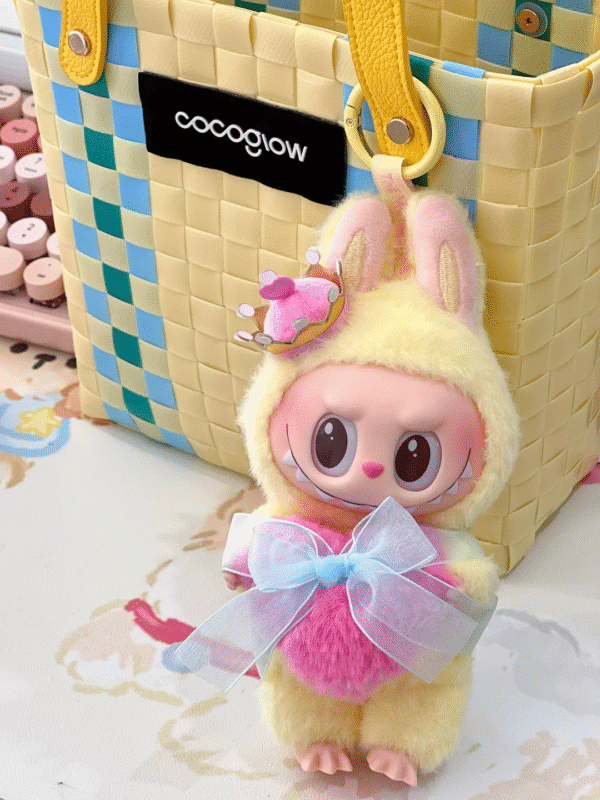 135b7e9597302bef97407eb67d3a3cf The Monsters Labubu Let's Checkmate SeriesVinyl Plush Hanging Card