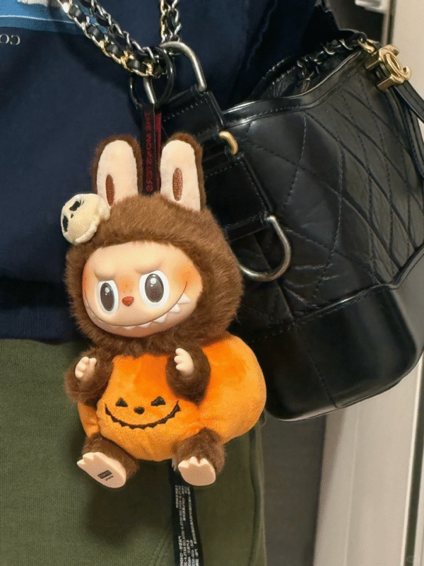 60f1c0baa0c3aaad07188d84893fbb7 LABUBU Halloween Happy Party Series - Sitting Pumpkin Vinyl Plush Pendant